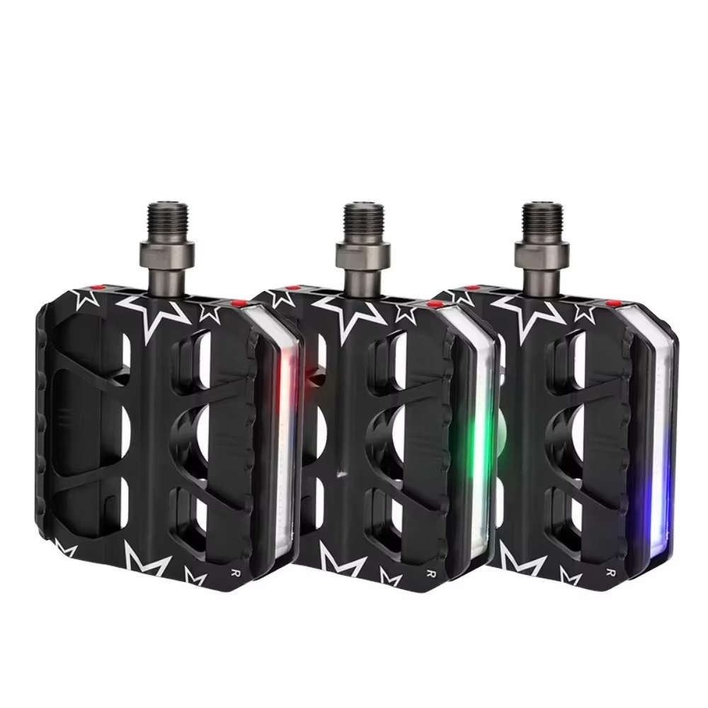 3-Bearing MTB Pedals with LED  - Mountain Biking Lights recension och pris